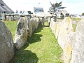 L'allée couverte de Run-Aour (initialement en Plomeur, désormais réassemblée au Musée de la préhistoire finistérienne de Penmarch) 2.