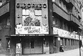 Nattklubben Eldorado, en av träffpunkterna för homosexuella i Berlin under Weimarrepubliken. Klubben stängdes av nazisterna när de kom till makten 1933. Foto från 1932.
