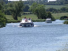 Cruising down the Nene - geograph.org.uk - 1339770.jpg