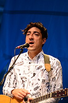 Droste performing in 2013