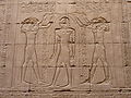 Horus, Pharaon et Thot ?