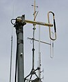 Folded dipole antenna