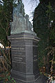 Grabdenkmal der Familie Sarg am Friedhof Liesing in Wien, 1895