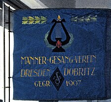 MÄNNER-GESANG-VEREIN Dresden Dobritz gegr. 1907 Vereinsfahne Sonderausstellung Stadtmuseum Dresden 2012.jpg