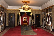 Throne of the Emperor of Manchukuo Museum imperial palace manchu state throne room 2011 07 26.jpg