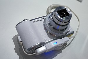 Samsung Galaxy Camera 2 (12284901655) .jpg