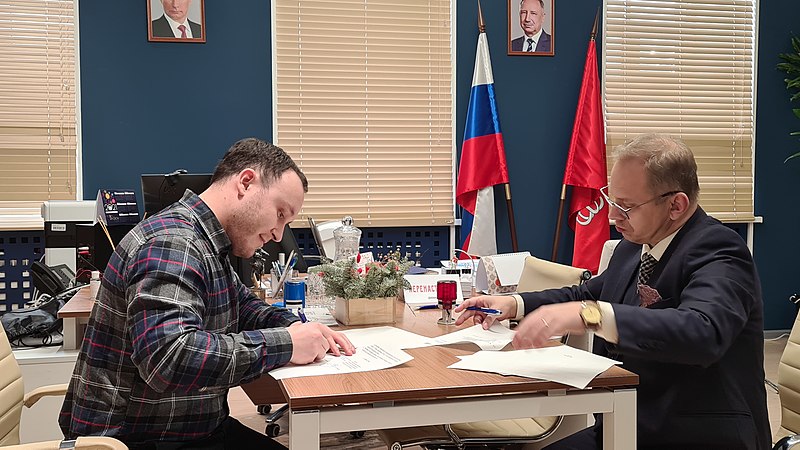 Дмитрий Ковалёв и Рэда Кербуш подписывают соглашение о сотрудничестве