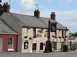 The Bear Inn, Лланхарри. - geograph.org.uk - 914766.jpg