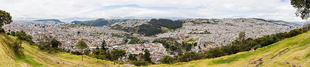Panoramski pogled na Quito.