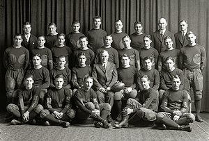 1925 Michigan Wolverines football team.jpg