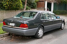 Mercedes-Benz S 500 long wheelbase 1992 Mercedes-Benz 500 SEL (V 140) sedan (2015-07-24) 02.jpg