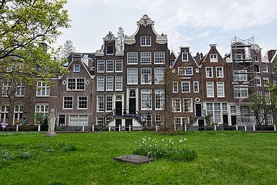 Maisons typiques du béguinage d'Amsterdam.