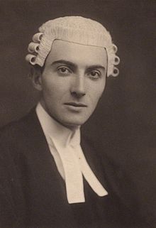 Dornford Yates (Cecil William Mercer) by George Charles Beresford (1909).jpg