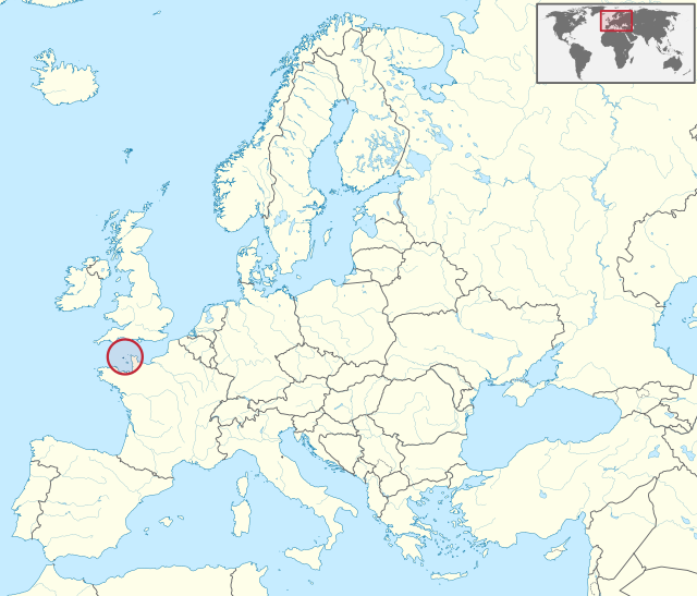 Carte administrative de l'Europe, montrant Guernesey en rouge.