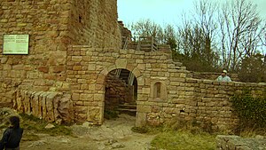 Vestiges du château d'Eguisheim - Porte d'entrée du Wahlenbourg