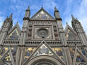 Ghimberghe a mosaico del Duomo di Orvieto.