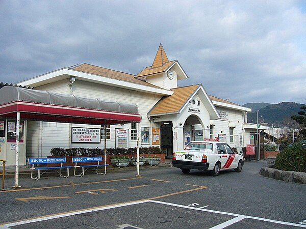 600px-Sasaguri_station.jpg