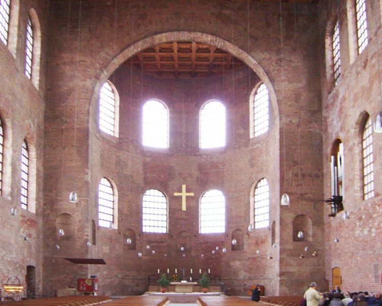 Εικόνα:Trier basilica DSC02373.jpg