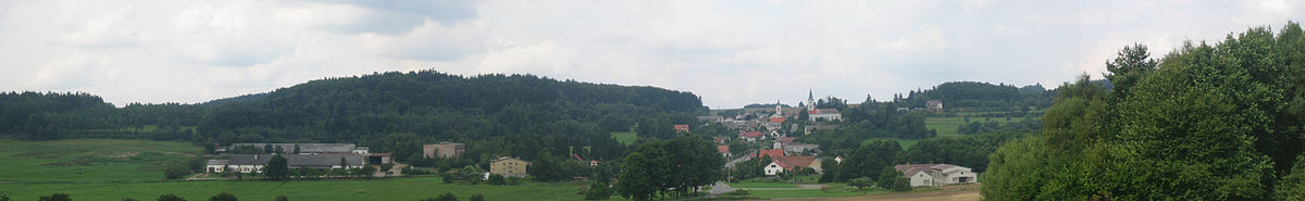 Panoramatický pohled na obec