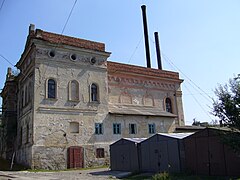 Ruiner af den brændte synagoge.