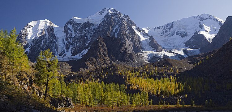 Вершины Сказка, Мечта и Красавица в Чуйских Альпах
