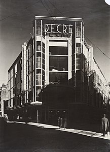 I grandi magazzini Decré a Nantes (1931).