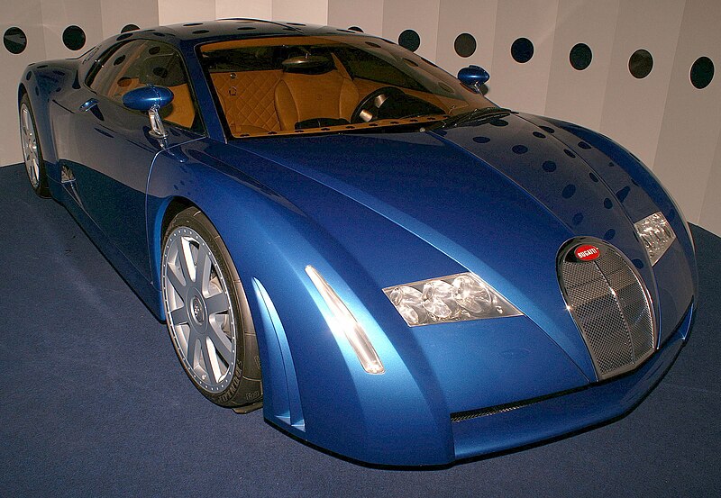 File:Bugatti Chiron (8162).jpg