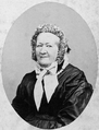 Caecilia (1793–1871) ist die Tochter von Hedwig Elise und und Hauptmann Carl Heinrich von der Decken. Sie heiratet 1822 Benedict von der Decken (1784–1854) in Schwinge ..... Thassilo Buch ... S. 650 und 709