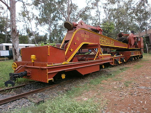 Crane-used-in-Railway