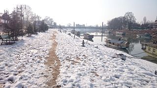 A view of Footbridge during winter.