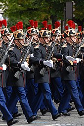 Republican Guard Infantry in ceremonial uniform. French Republican Guard Bastille Day 2007 n4.jpg