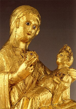 Golden Madonna of Essen (detail)