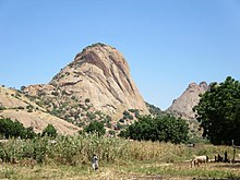 Granite Outcrops (23157285970).jpg