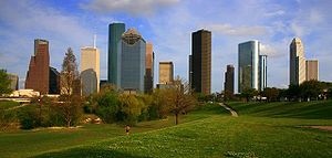 English: Photograph of the skyline of Downtown...
