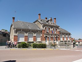 Het gemeentehuis te Longueval