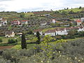 Vue de la rue principale dans le village de Macedo do Mato en 2013.