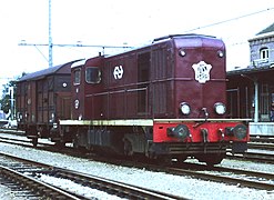 NS 2425 en livrée rouge-brun.