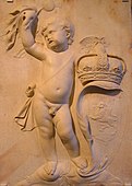 Putto mit der Krone und dem Wappen Schottlands