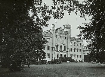 Garden front of Sibyllenort