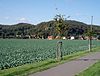 Spatenberg (links) und Königskopf (rechts) mit Dorf Stempeda im Vordergrund