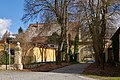 Schloss Thürnhofen: Ummauerung mit Toreinfahrt