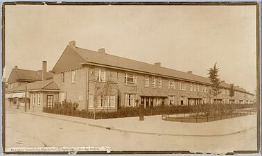 Huizen aan de Kamperfoelieweg in 1920-1930.