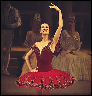 Мария Александрова в балете "Дон Кихот".jpg