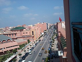 Praça do centro histórico de Beni Mellal