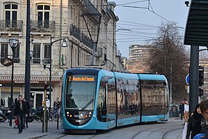 A CAF Urbos 3 tram at the Battant tram stop in Besançon (2015)