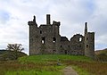 Hrad Kilchurn na poloostrově v jezeře