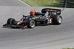 Miniatura para Lotus 77