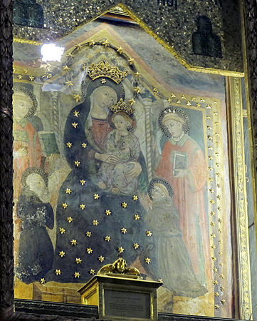 Santa Maria dei Monti (séc. XV) no altar-mor