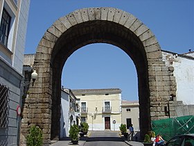 Image illustrative de l’article Arc de Trajan (Mérida)