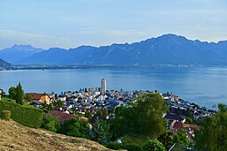 Vy över Montreux vid Genèvesjön